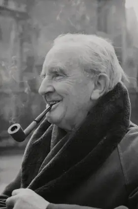 Bild på författaren 'J.R.R. tolkien' som skrev boken 'Sagan om ringen' 